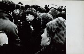 Leonidas Breznev entre Reporteros, c. 1970