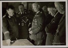 Hitler, Adolf; Goering, Hermann; Milch; Keitel, Wilhelm, Keitel; Ribbentrop, Joachim von. Por Hoffmann. c. 1940