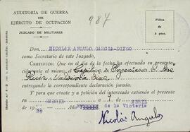 Conjunto de 4 documentos acreditativos y/o autorizando al ingeniero José Ruiz Valdivia. Dos de ellos inmediatamente después de la ocupación de Madrid por el Ejército del General Franco.
