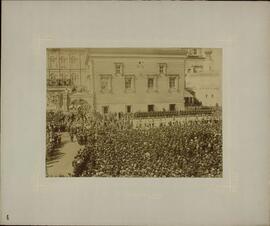 Coronación de Nicolás II. Salida del emperador y la emperatriz. Moscú, 16 de Mayo de 1896.