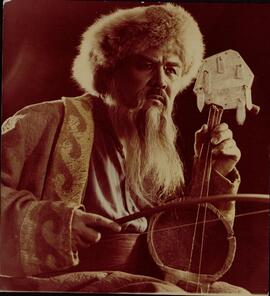 Músico Tradicional Ruso, c. 1970