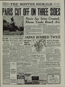 Periódicos "The Boston Herald" en miniatura. 21 de Agosto de 1944 . "París cercado en tres flancos."