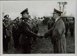 Presse Illustrationen Hoffman: "El Führer asciende al General List a Coronel General". 18 abril 1939