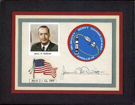 McDivitt, James Alton. (1929-). Astronauta de la Expedición Apollo IX, 3 a 13 de Marzo de 1969.