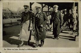 WWII. Alemania. Selección de 12 postales y una fotografía