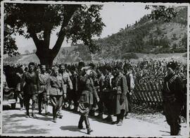 Generales fascistas pasan revista a las fuerzas croatas en los Balcanes