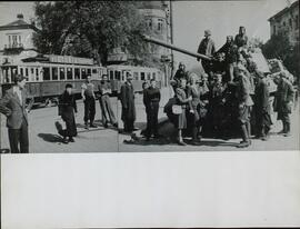 Abril de 1945. Primer contacto entre las fuerzas soviéticas y la población vienesa.