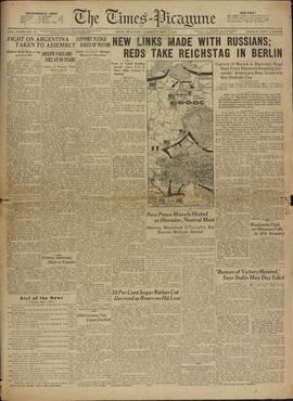 The Times Picayune, "Nuevos enlaces hechos con los rusos, los rojos toman el Reichstag en Berlín". 14 de mayo de 1945