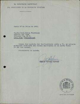 Carta de la secretaría del Presidente de la República Española en el exilio, Diego Martínez Barrio (1893-1962), dirigida a Kerl-Heinz Fleitmann, firmada por el Secretario Particular del Presidente de la República, Manuel Mateos García. Se adjunta la biografía de Diego Martínez Barrios. París, 27 de julio de 1951.
