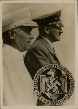 Hitler, Adolfo. Foto oficial Hitler y el Reichssportführer Hans von Tschammer und Osten
