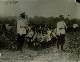 International News Service: Infantería rusa lista para la acción. WWI (Ref.: c. 5350)