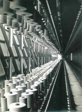 Interior de una Fábrica Textil Soviética, c. 1970